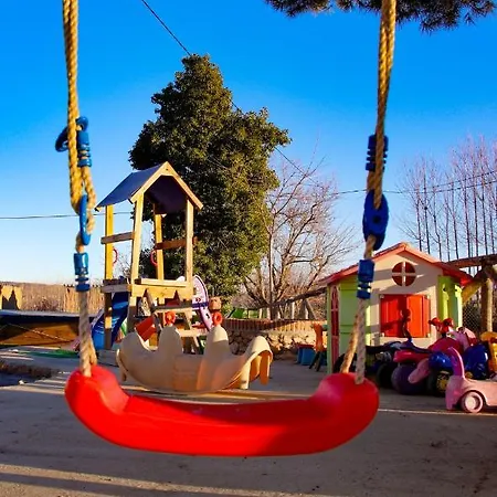 Cuevas Cortijo Gachas בית נופש *